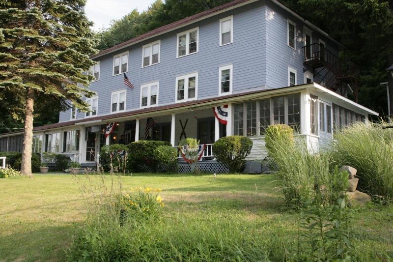 The Inn At Starlight Lake image