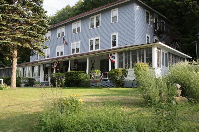 The Inn At Starlight Lake image