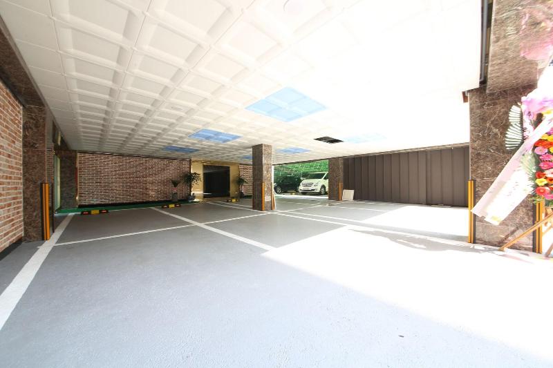 Hotel Ambers image