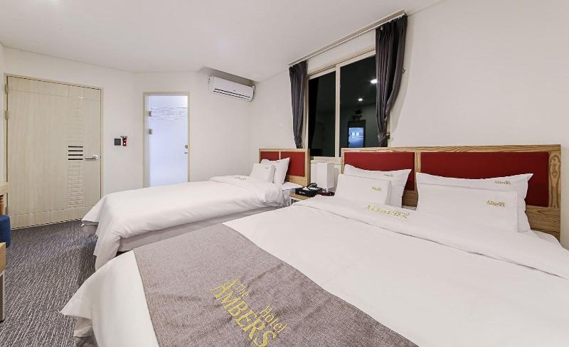 Hotel Ambers image