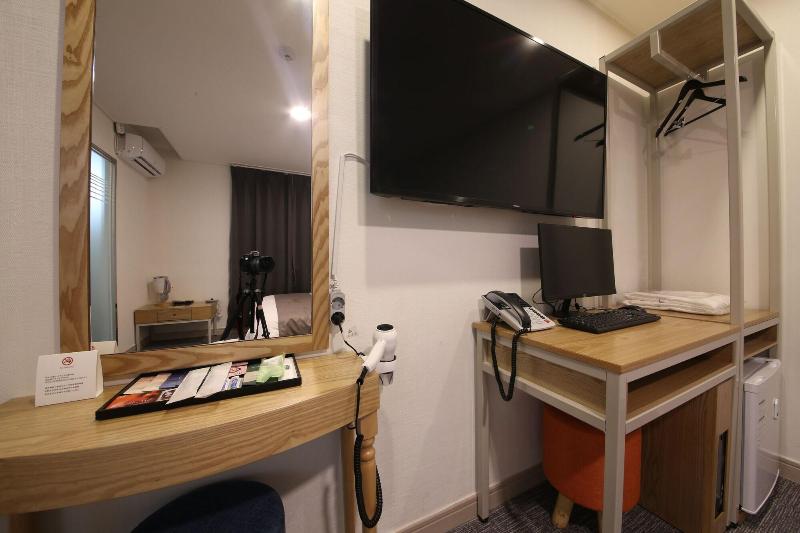 Hotel Ambers image