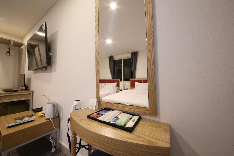 Hotel Ambers image