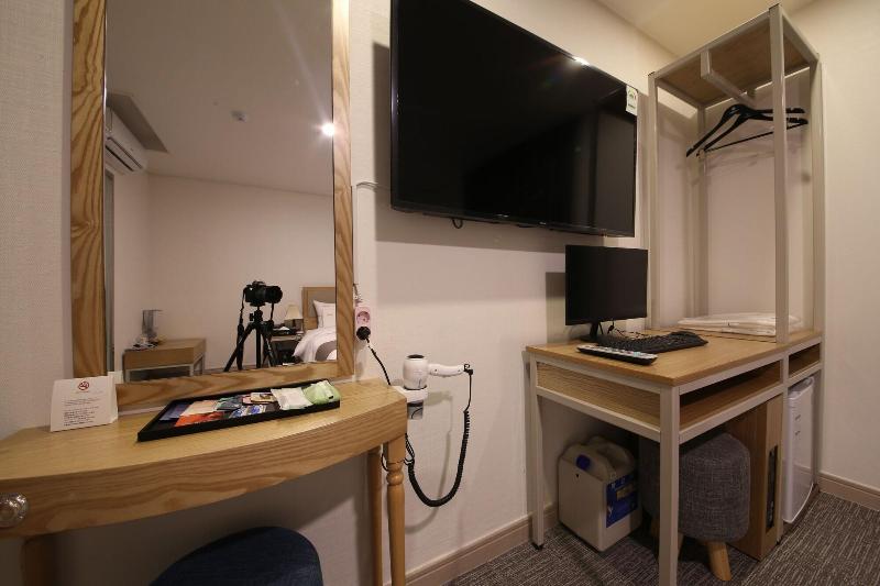 Hotel Ambers image