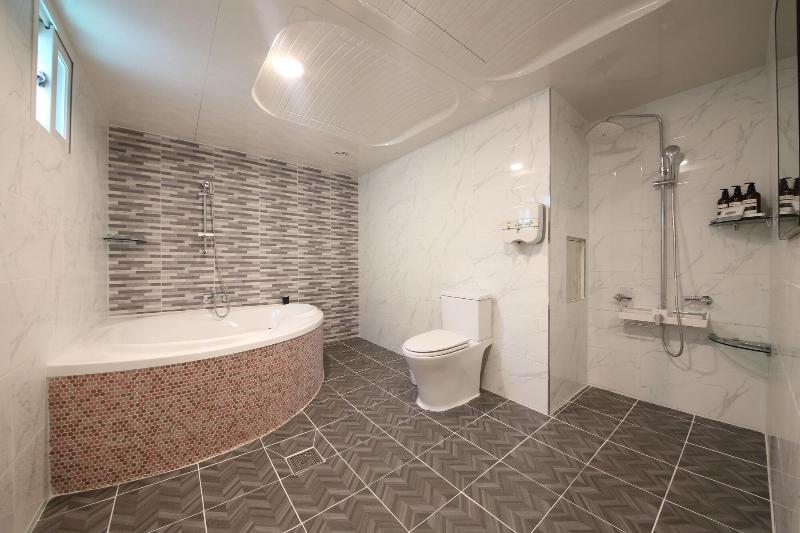 Hotel Ambers image