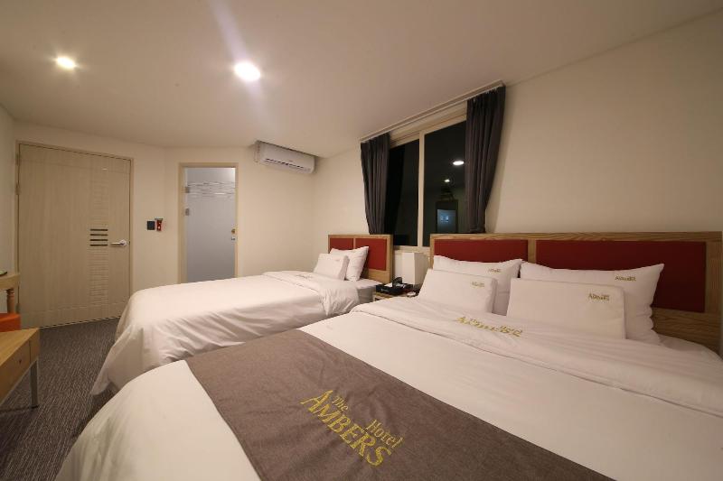 Hotel Ambers image