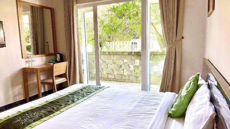 Jolie Villa Hoi An image