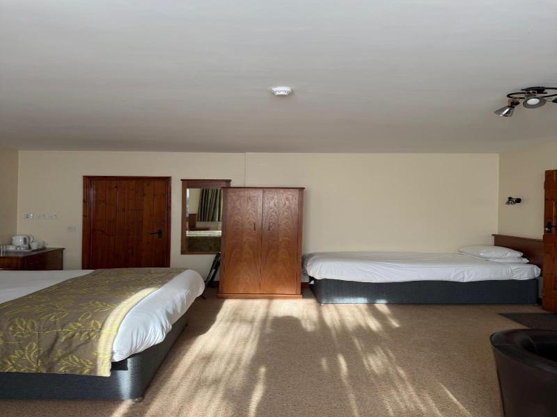 Ivy House Country Hotel image
