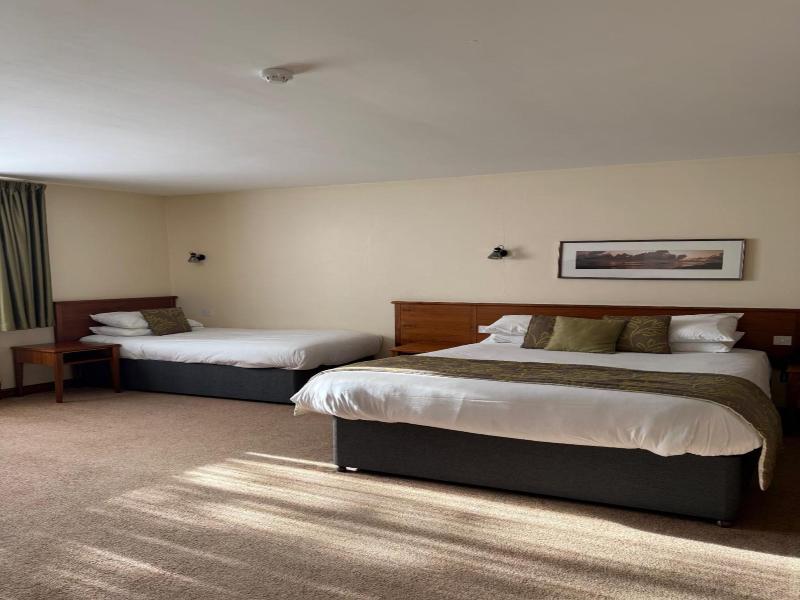 Ivy House Country Hotel image