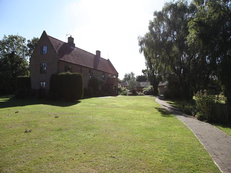 Ivy House Country Hotel image