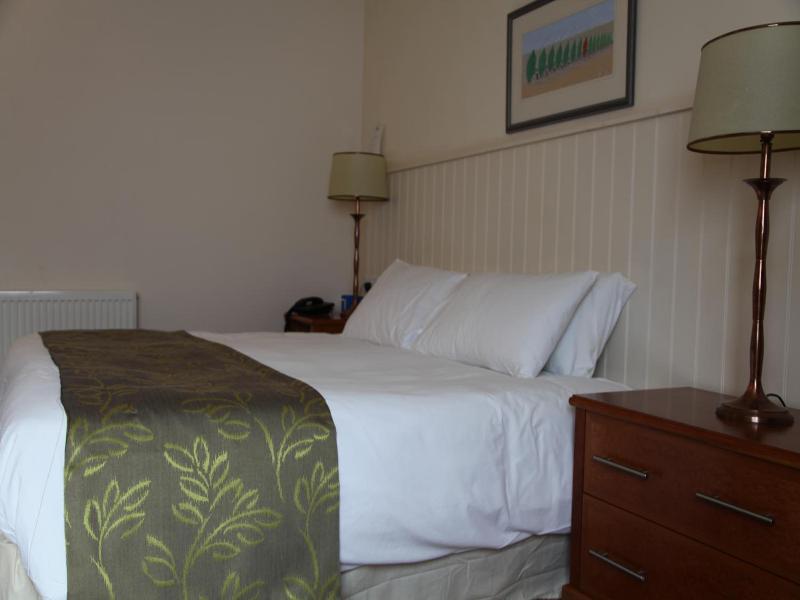 Ivy House Country Hotel image