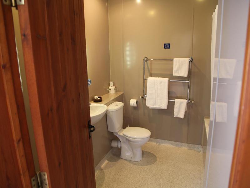 Ivy House Country Hotel image