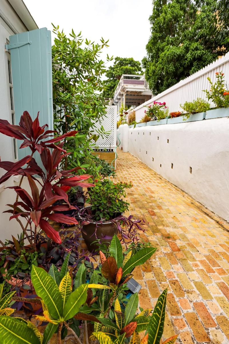 At Home in the Tropics B&B image
