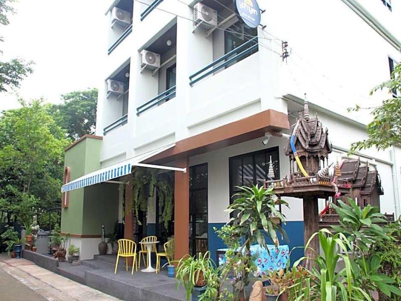 Yamyen Hostel image