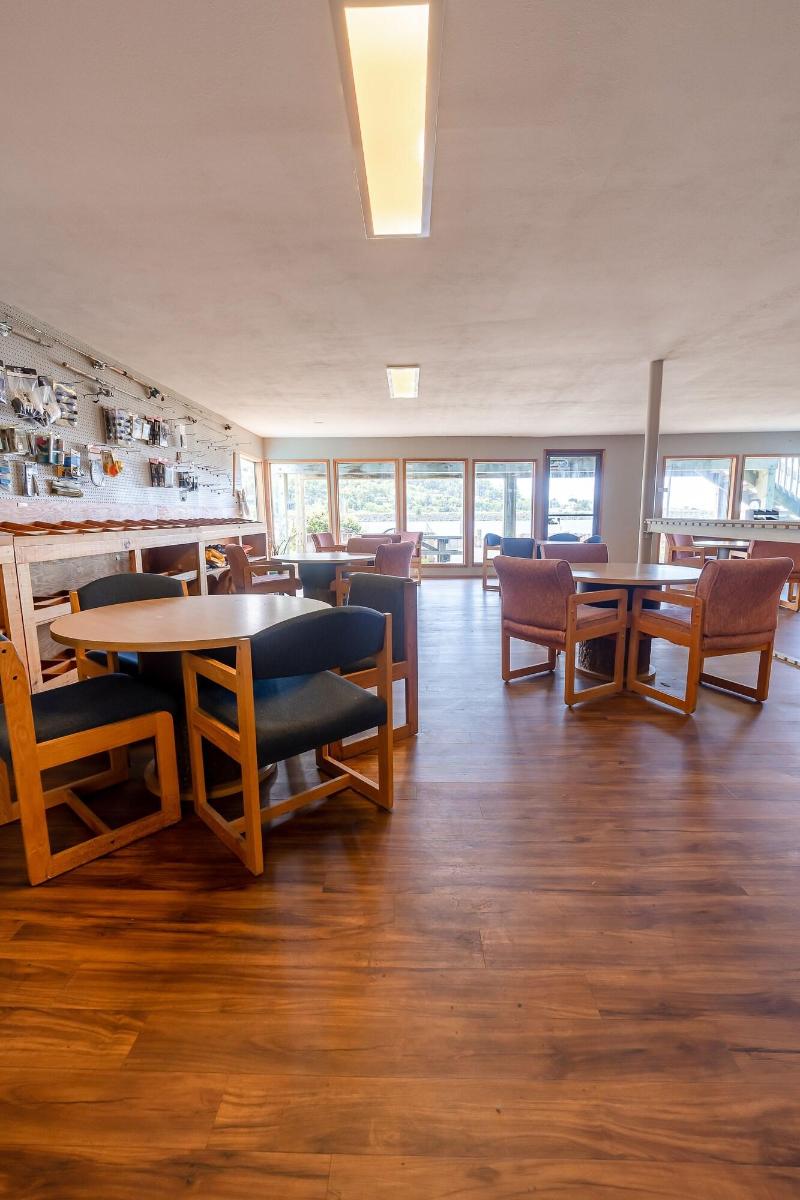 Jot's Resort image