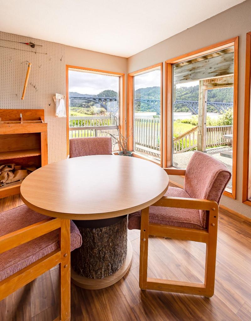 Jot's Resort image