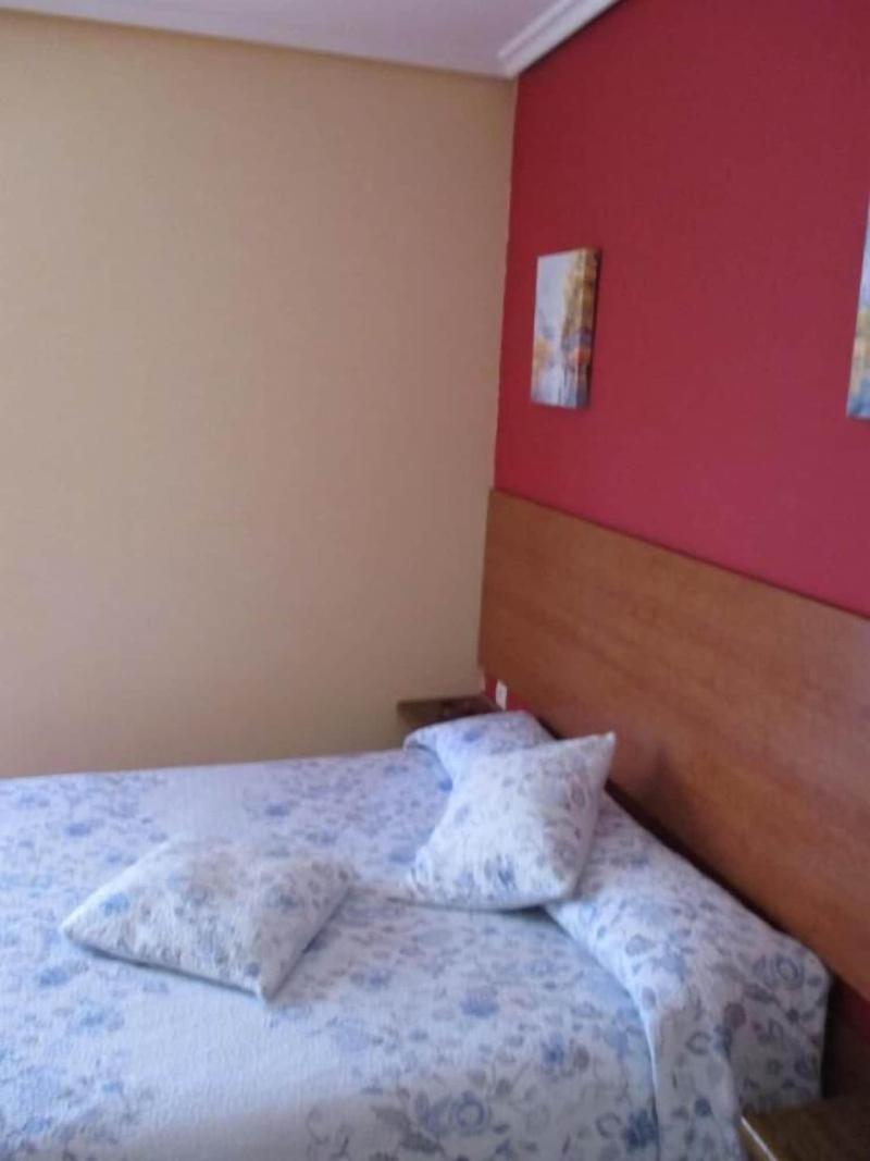 Hostal Becares image