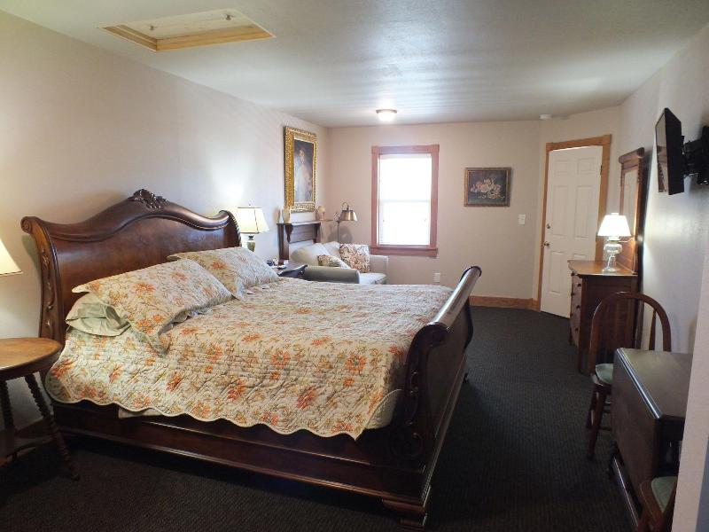 Scarborough Inn image