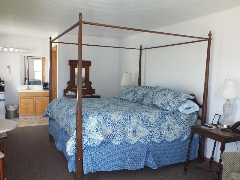 Scarborough Inn image