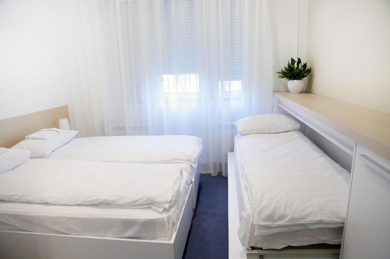 Karavan Inn
