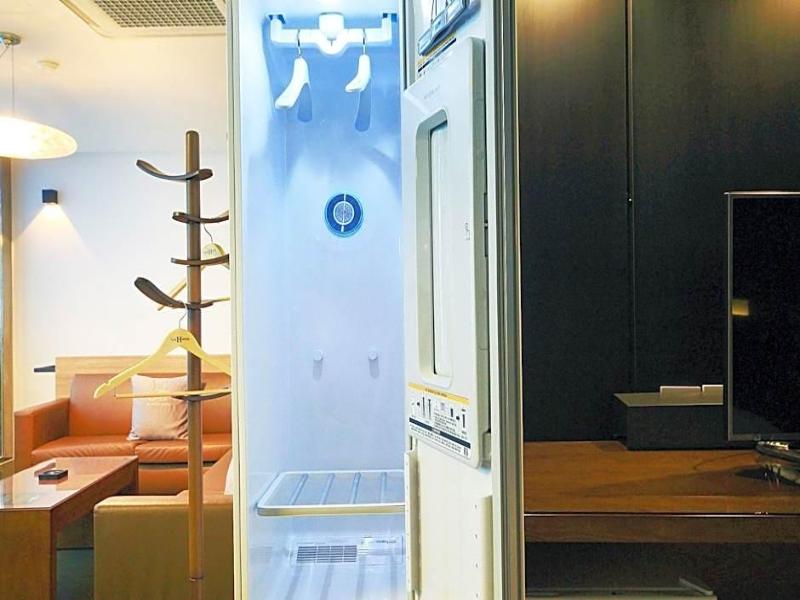 H Drive Hotel image