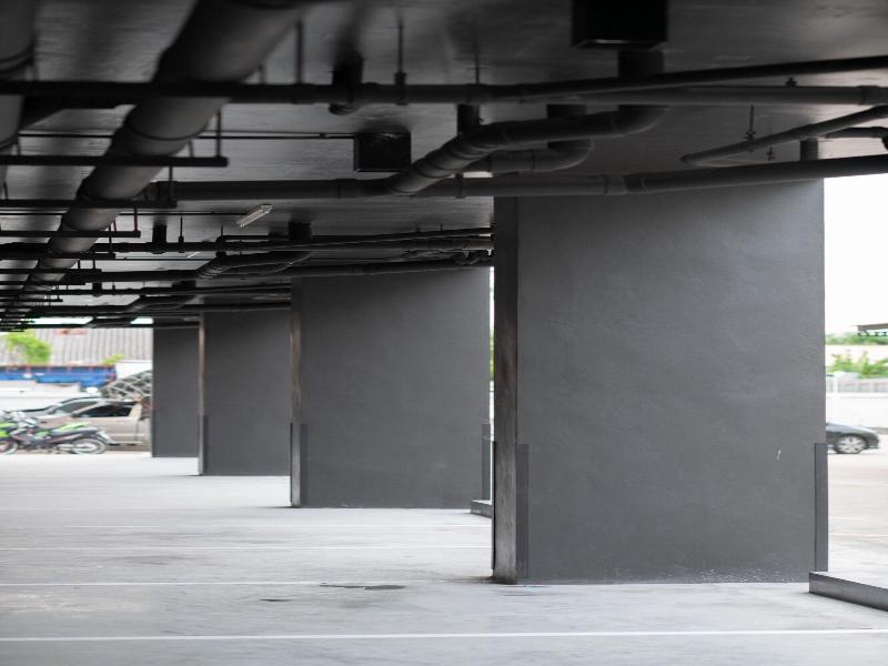 Oblique Apartment image