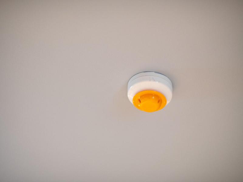 Oblique Apartment image