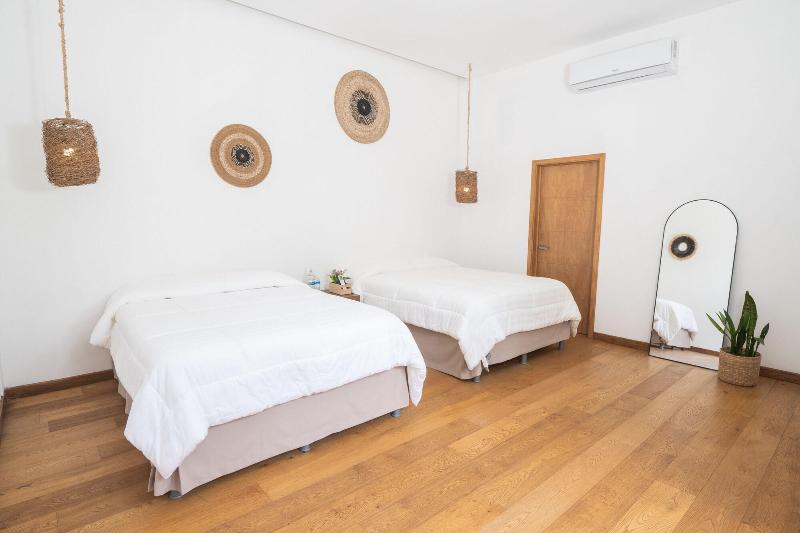 Equinoccio Hotel image