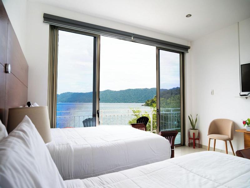 Equinoccio Hotel image