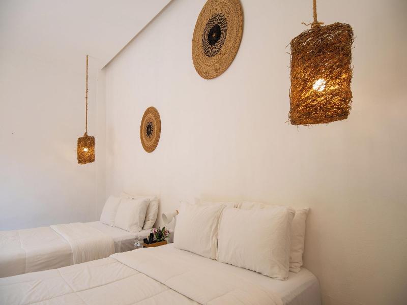 Equinoccio Hotel image