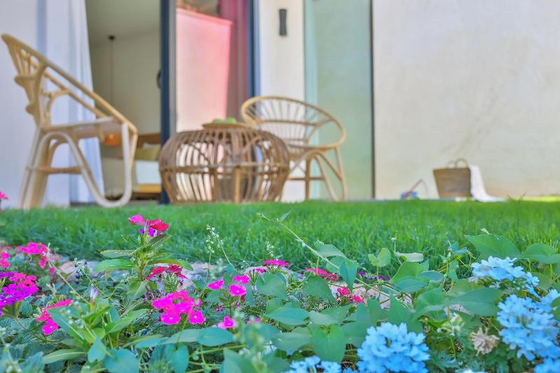Carruba Boutique Hotel image