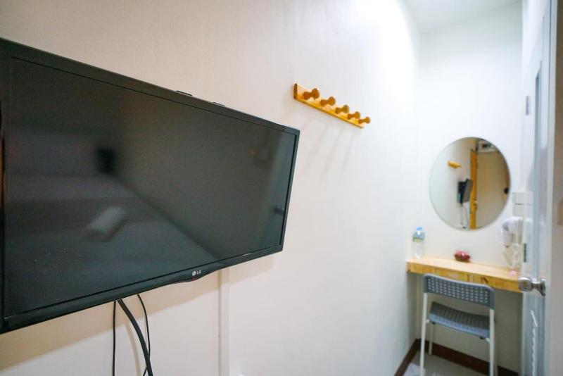 D Hub Hostel image