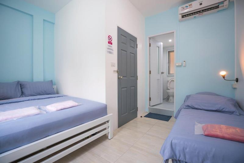 D Hub Hostel image