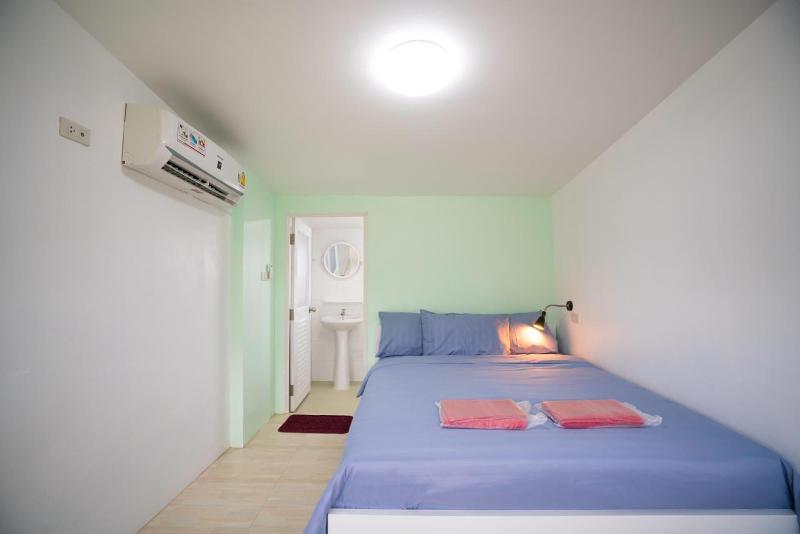 D Hub Hostel image