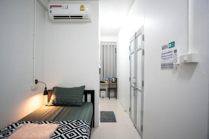 D Hub Hostel image