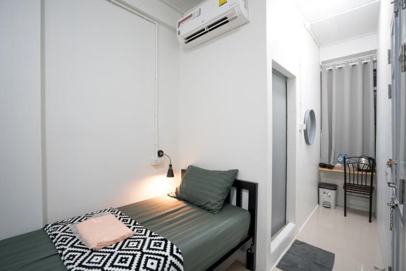D Hub Hostel image