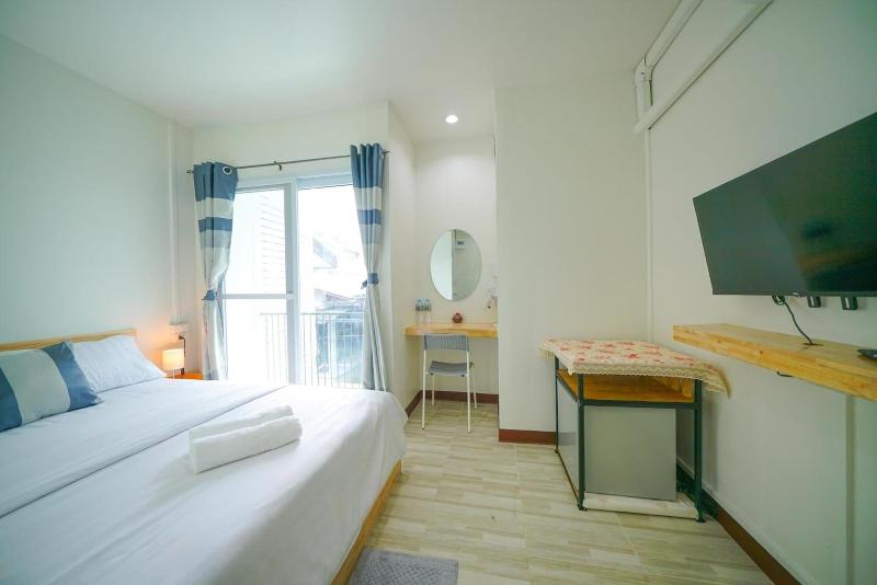 D Hub Hostel image