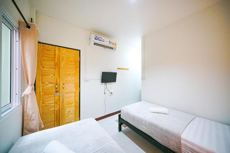 D Hub Hostel image