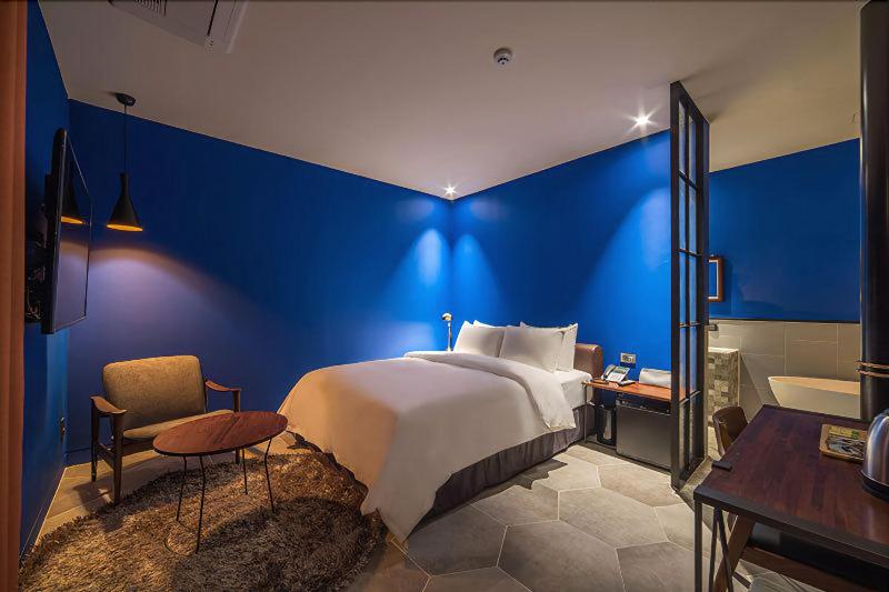 Hotel March image