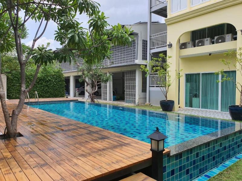 Latima Boutique Hostel image