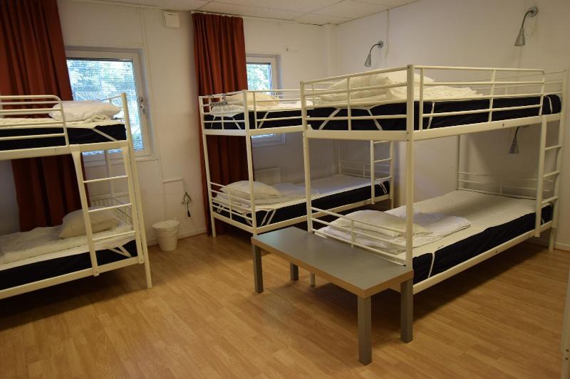 Hostel Snoozemore image