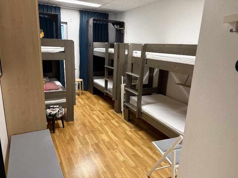Hostel Snoozemore image