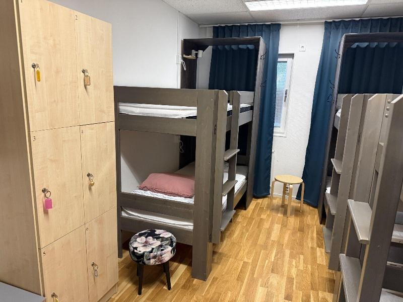 Hostel Snoozemore image