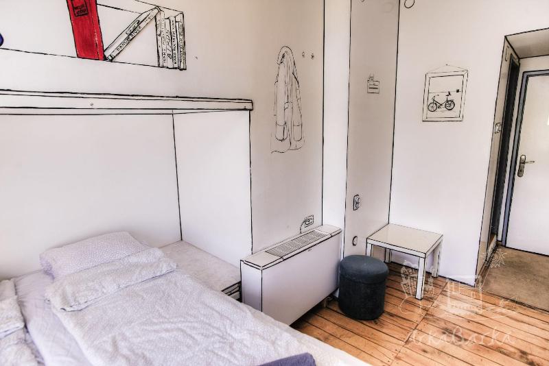 Arkabarka Floating Hostel And Apartments image