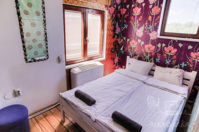 Arkabarka Floating Hostel And Apartments image