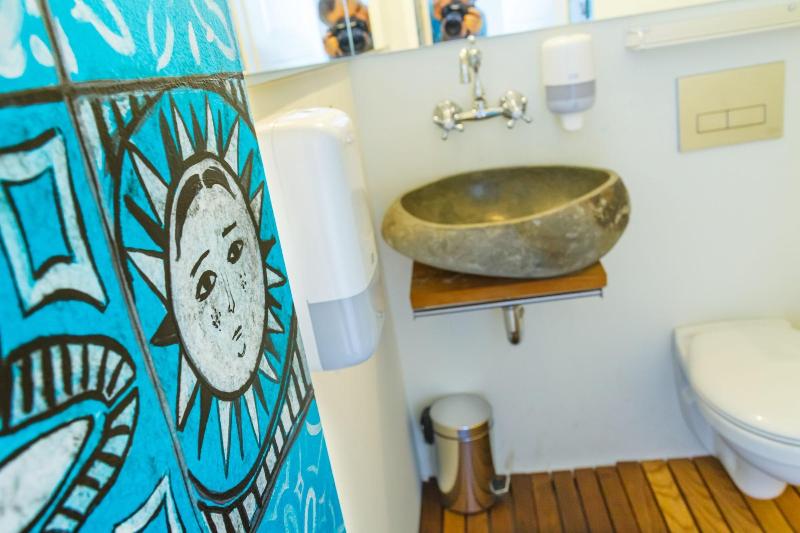 Arkabarka Floating Hostel And Apartments image