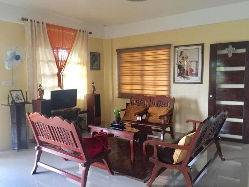 Evangeline Garden And Lodge image