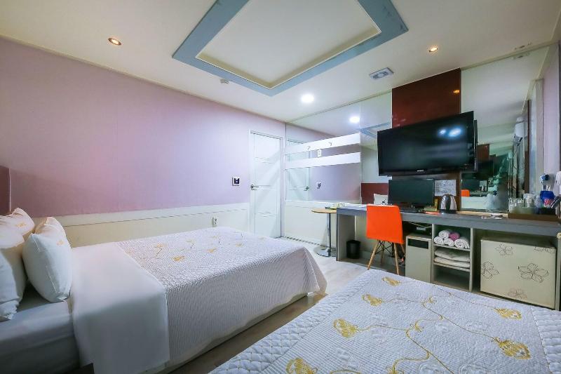 Jjack Hotel image
