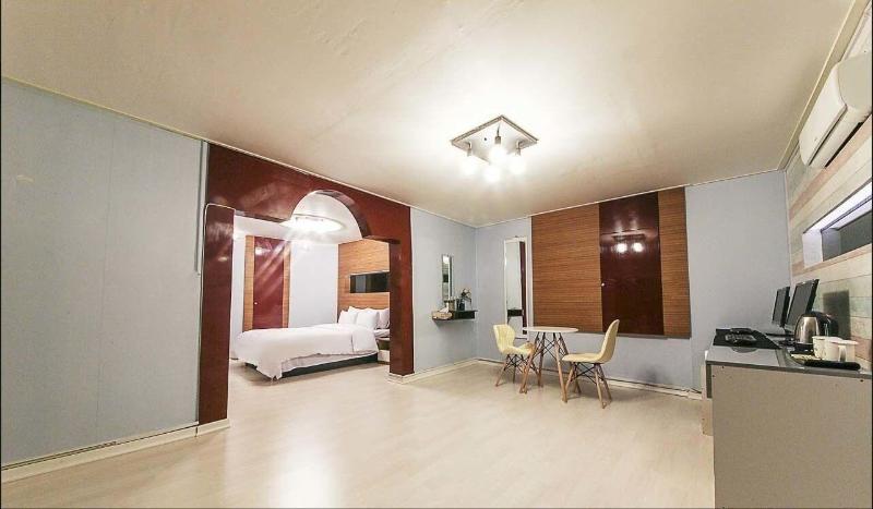Jjack Hotel image