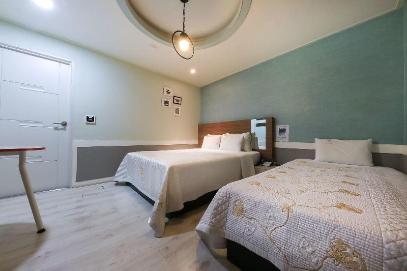 Jjack Hotel image
