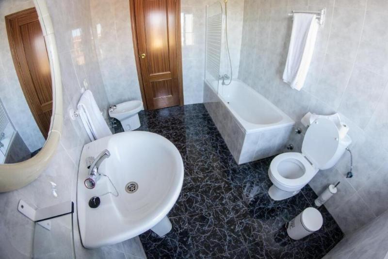 Hostal Caminito Del Rey image